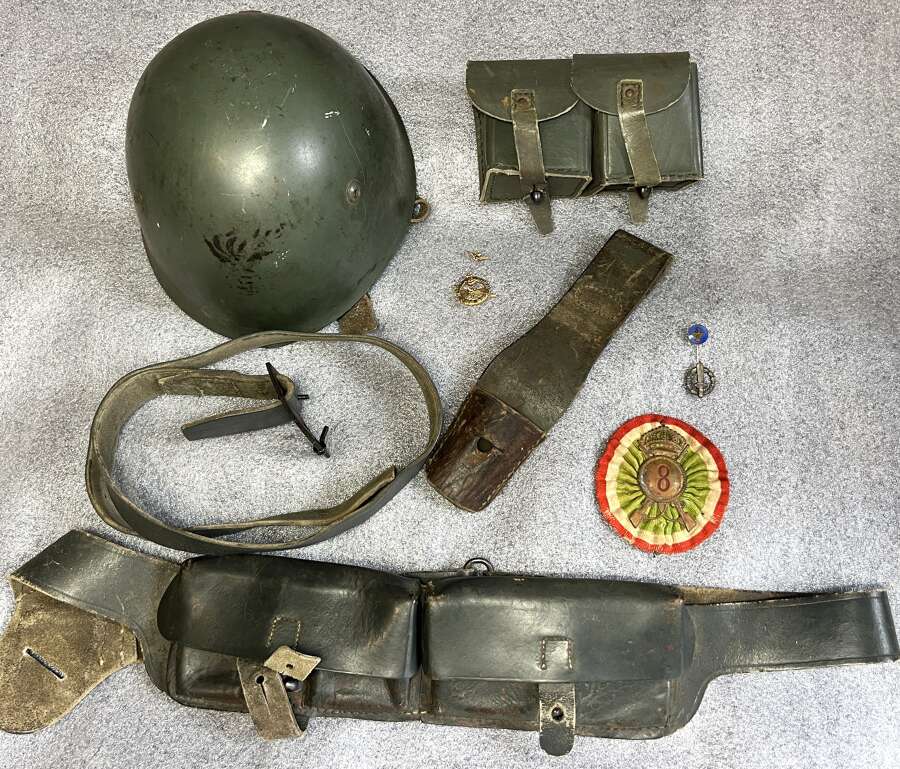 WW1 & WW2 Italian Militaria