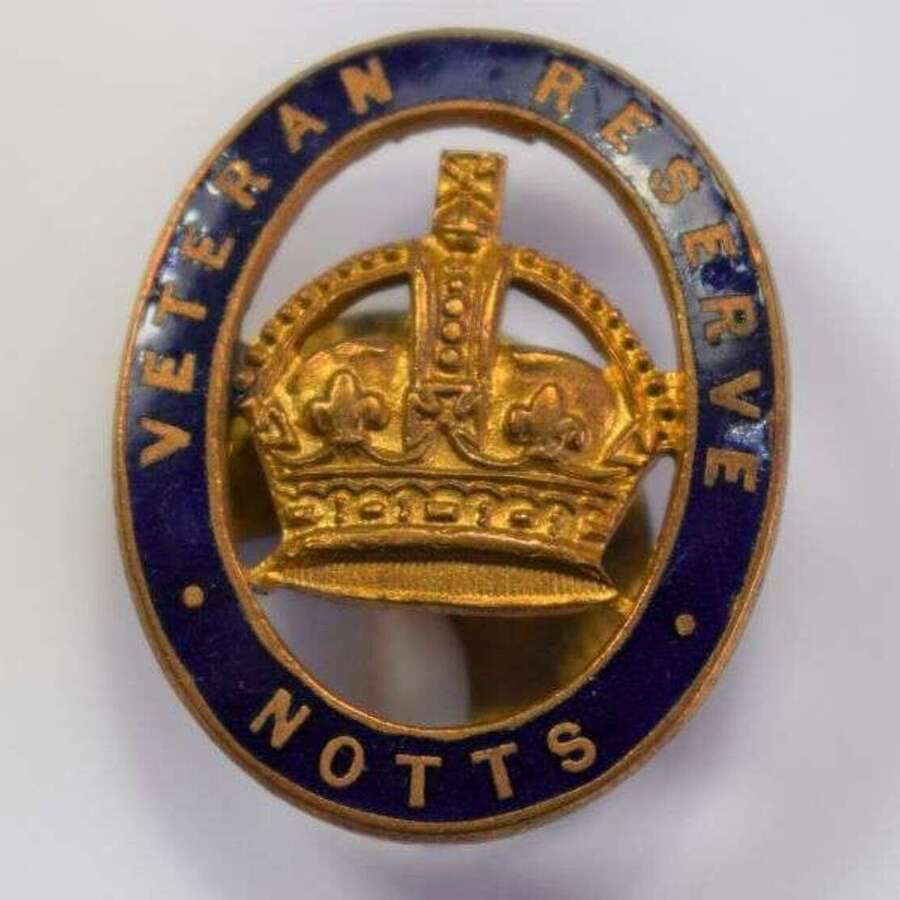 35) Original WW1 Notts Veteran Reserve Enamel Lapel Badge