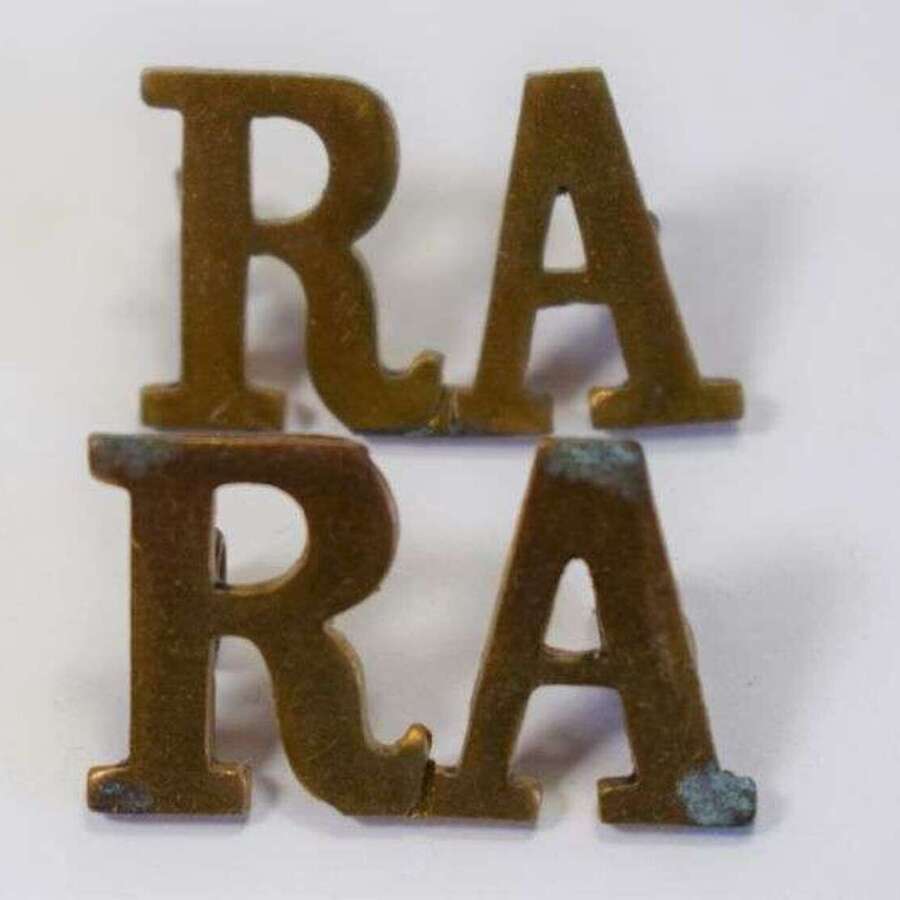 49) Original WW1 WW2 Royal Artillery Shoulder Title Pair