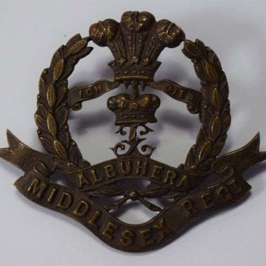 46) Excellent WW1 WW2 Middlesex Regiment Officers Bronze Collar Badge