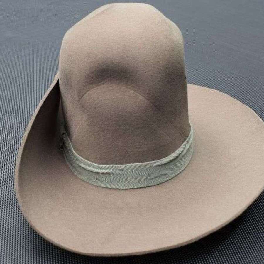 149) Unusual Mint WW2 &ndash; 1950s? Tiny Slouch Hat With Very High Top Gurkha?