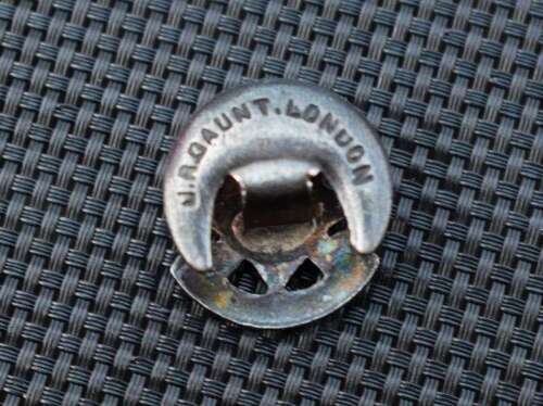 25) Good Original WW1 WW2 Scots Guards Association Enamel Lapel Badge