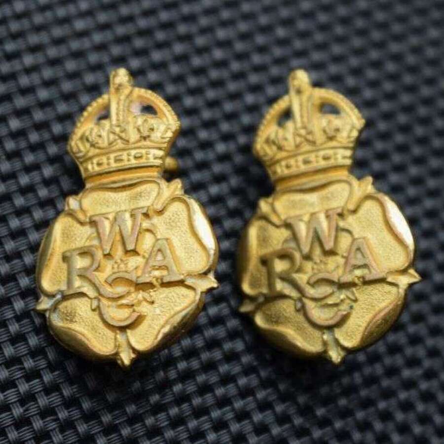 134) Original Early Post WW2 Kings Crown WRAC Officers Guilt Collar Dogs