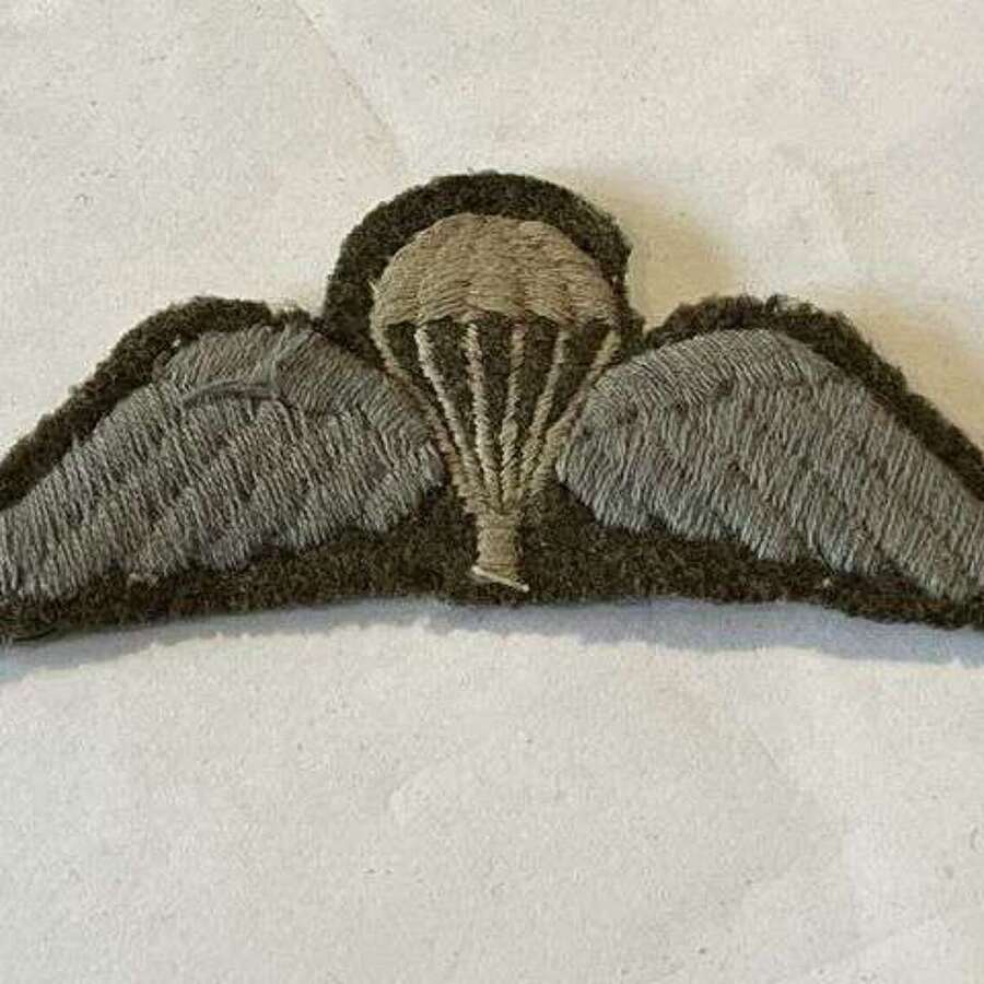 46) Nice Original Uniform Removed 1950s Era British Para Jump Wings