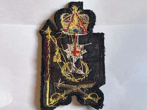 58) Lovely Large Post WW2 Coldstream Guards Padded Sleeve Badge Warrant Officer 2nd Class