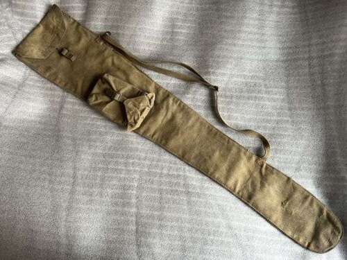 124) Good Original Well Used WW2 British Made Rifle Slip Dated 1942