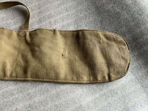 124) Good Original Well Used WW2 British Made Rifle Slip Dated 1942