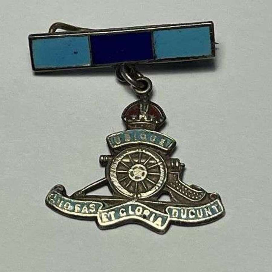 21) Good Original WW1 WW2 Silver Enamelled Sweetheart Brooch to The Royal Artillery