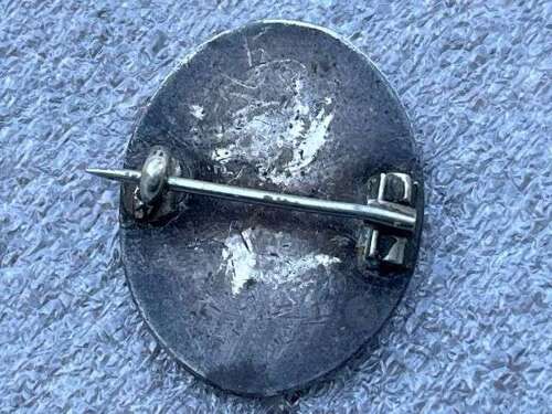 101) Excellent Original Early Ripon College Ornate Pin Badge