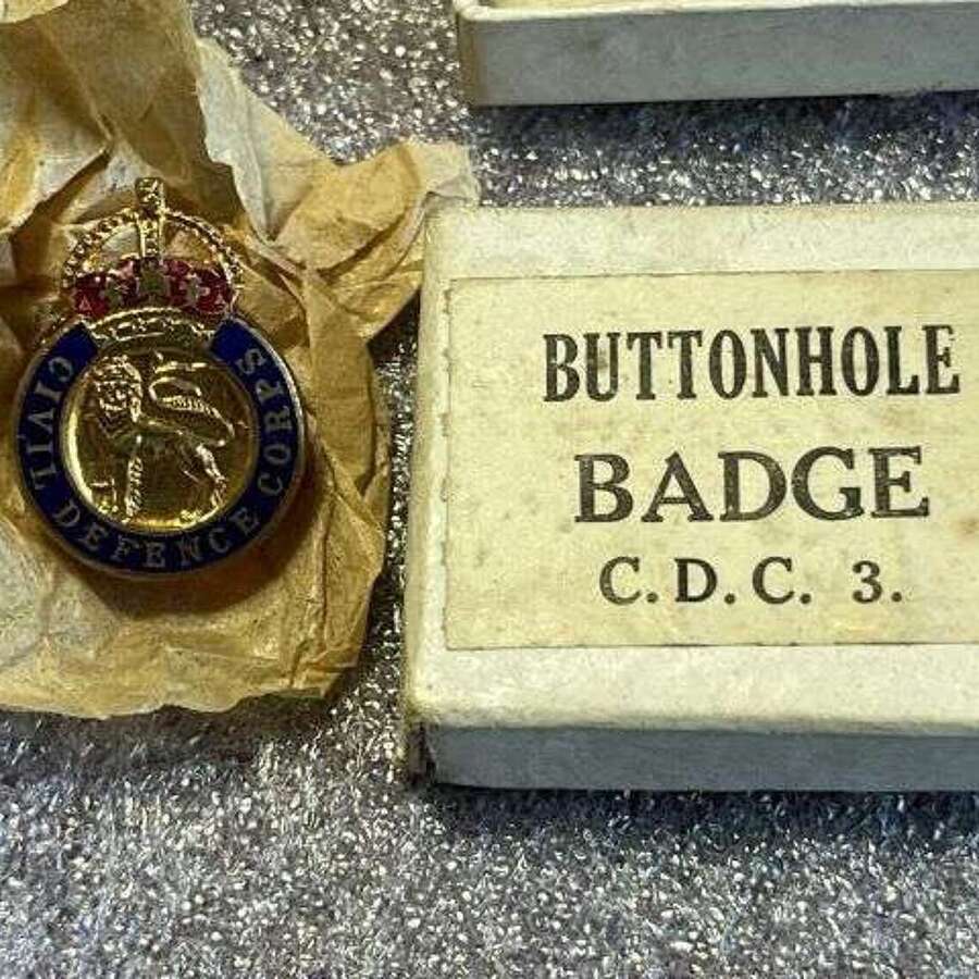 63) Mint Original Post WW2 Civil Defence Corps Enamel Lapel Badge & Issue Box