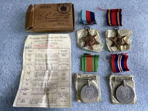 66) Excellent Original WW2 Full Size Medal Set of 4 with Certificate & Issue Box 1939-45 S
