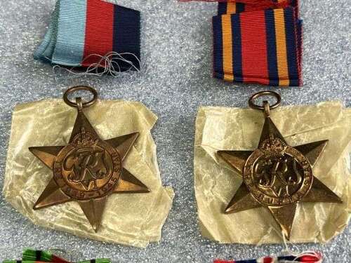 66) Excellent Original WW2 Full Size Medal Set of 4 with Certificate & Issue Box 1939-45 S