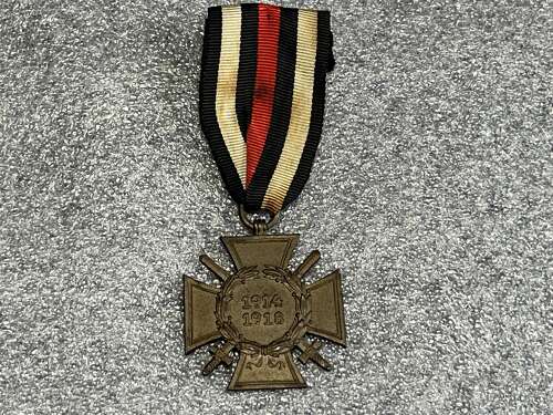 26) Excellent Original WW1 German Hindenburg Cross of Honour Medal Maker Marked BHL
