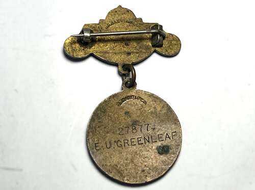 42) Excellent Original Vintage County of Surrey British Red Cross Society Medal. 27877 E.U