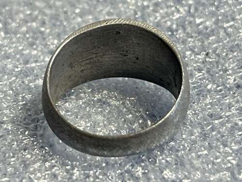 63) Lovely Original WW1 Patriotic Alloy Ring Showing The Flags of The Allies.
