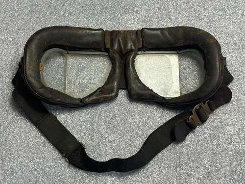1) Good Used Original WW2 RAF Early Pat MKVIII Flying Goggles
