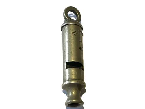 49) Good Original Early Pre 1920 The Metropolitan Police Whistle In Good Order