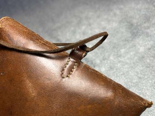 112) Very Nice 1930s British Cavalry Officers Removeable Spurs & 1934 Dated Leather Case