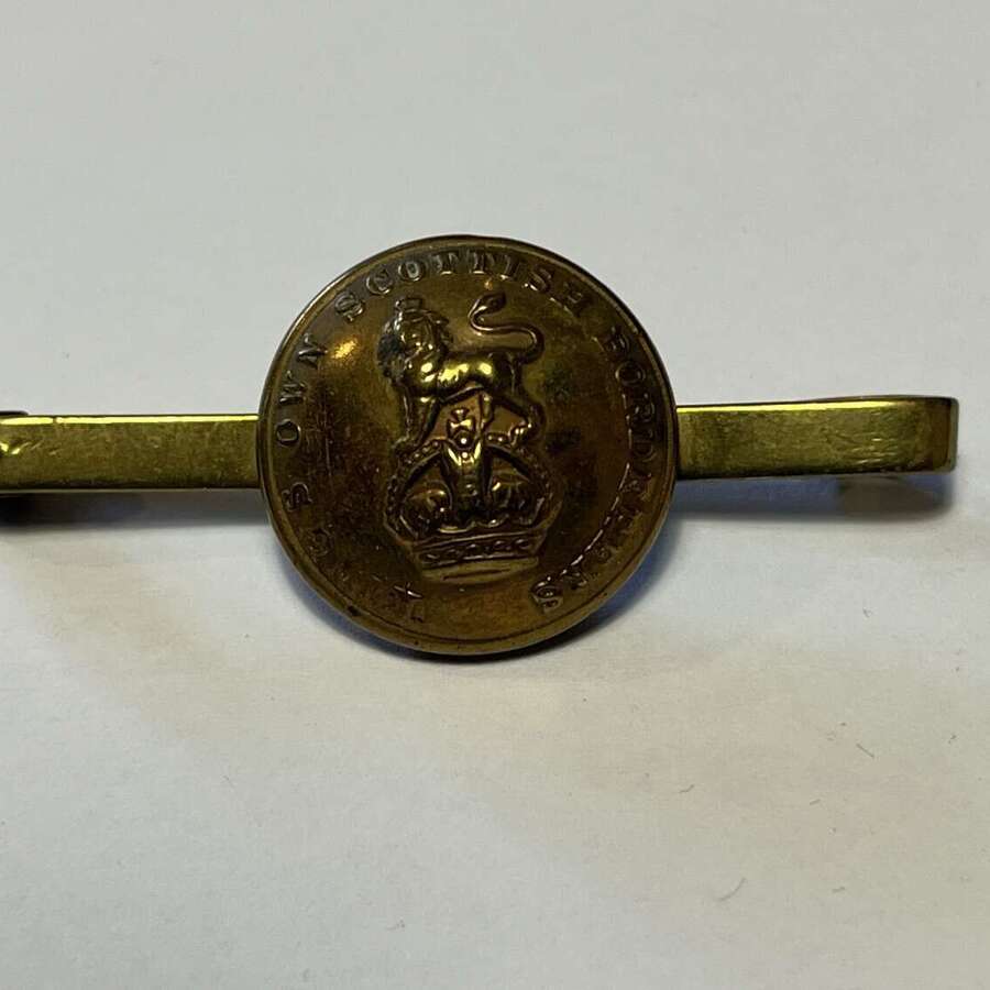 114) Very Nice Original WW1 WW2 Kings Own Scottish Borderers Sweetheart Brooch