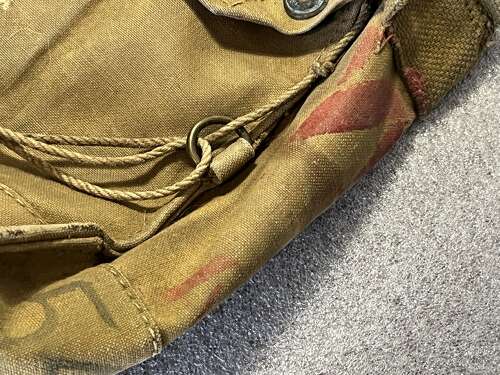 130) Excellent Original Early WW2 MK IV General Service Respirator 1938 & MKV Haversack 19