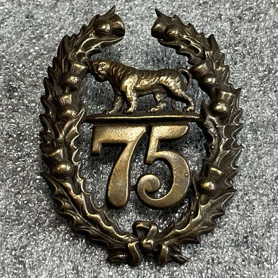 77) Excellent Original Victorian 75th Stirlingshire Regiment Cap Badge
