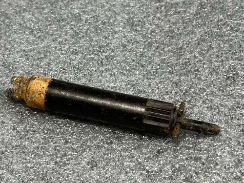 94) Tatty Dug Up Original WW2 German ZZ42 Detonator Mechanism
