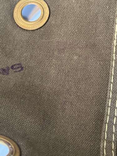 136) Unusual Original WW2 Australian Jungle Green Webbing Binocular Cover No1