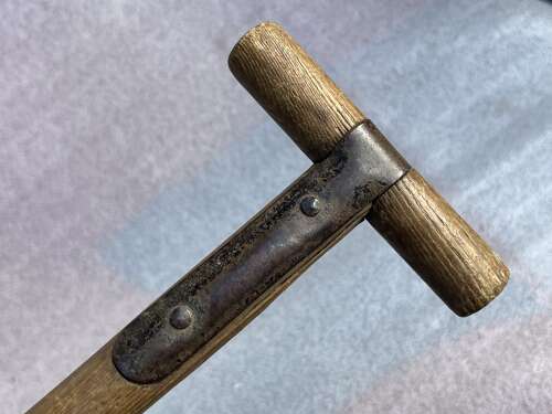 25) Excellent Original WW2 US Army Issue T-Handle Shovel