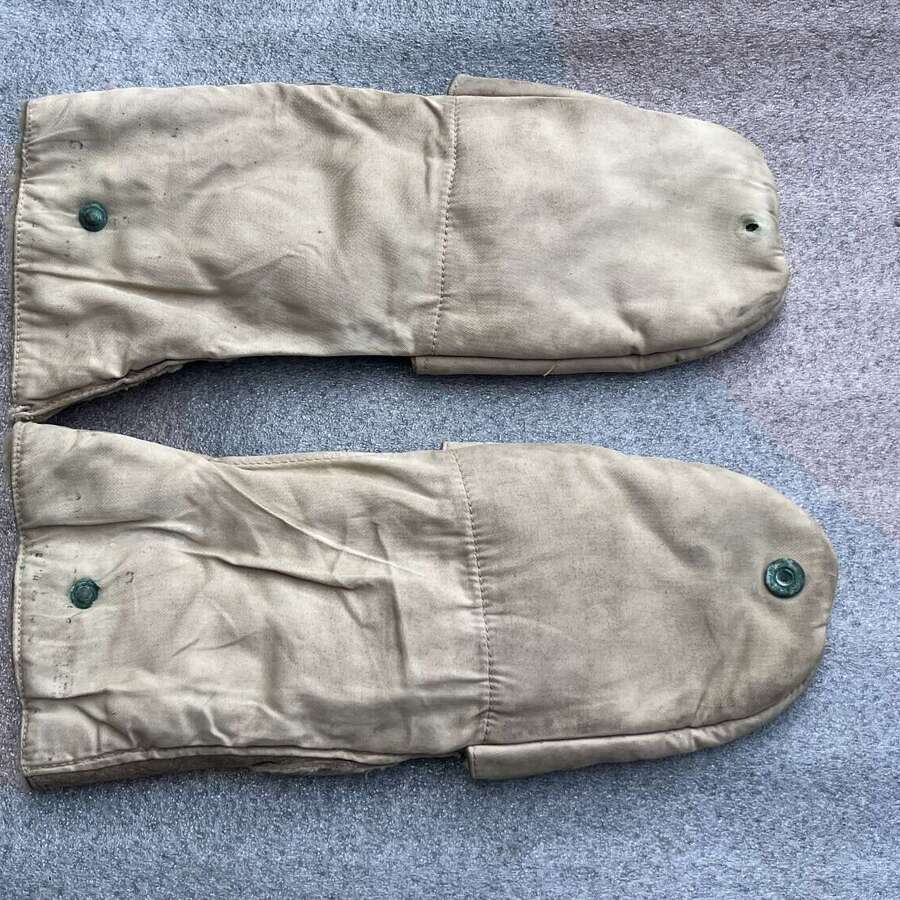 39) Good Original WW2 ATS Issue Cold Weather Mittens/Fingerless Gloves