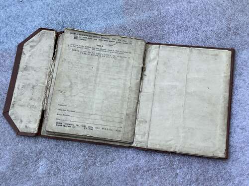 70) Original Unresearched WW2 Soldiers Service & Pay Book 10592175 F.H.Parker REME