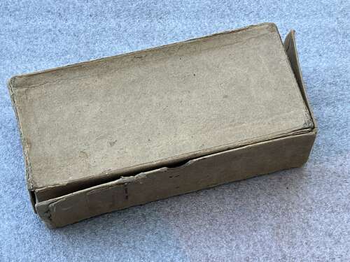 75) Good Used Original WW2 RAF AM Marked MKVIII Flying Goggles & Issue Box