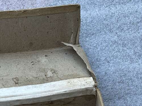 75) Good Used Original WW2 RAF AM Marked MKVIII Flying Goggles & Issue Box