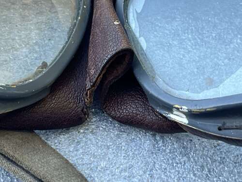 75) Good Used Original WW2 RAF AM Marked MKVIII Flying Goggles & Issue Box