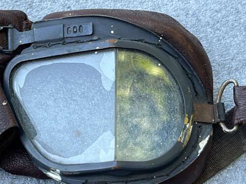 75) Good Used Original WW2 RAF AM Marked MKVIII Flying Goggles & Issue Box