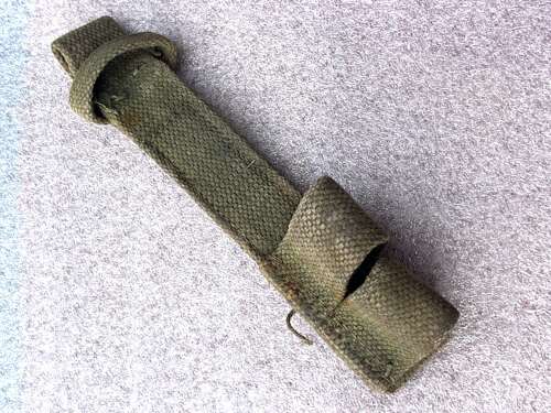 85) Good Used WW2 1937 Pattern Webbing Bayonet Frog