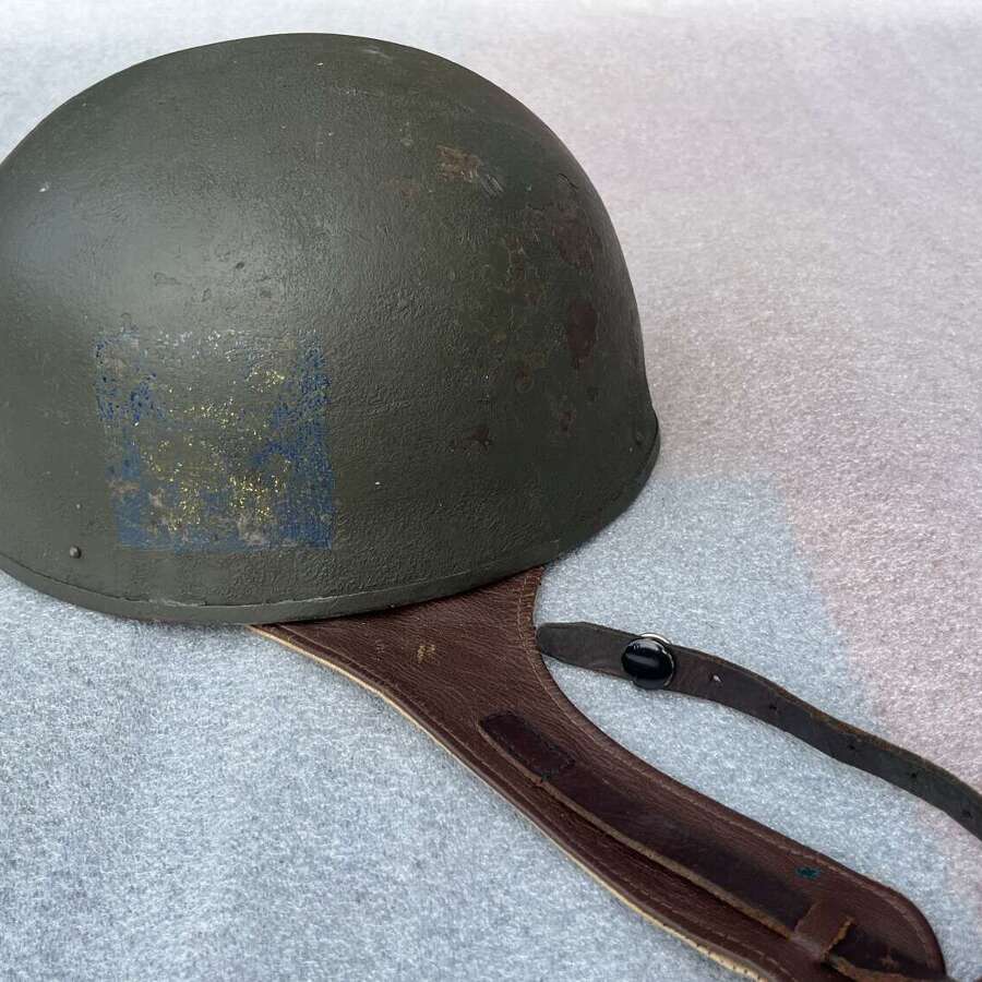 86) Good Original WW2 Size 7 &frac14; Dispatch Riders Helmet Dated 1942